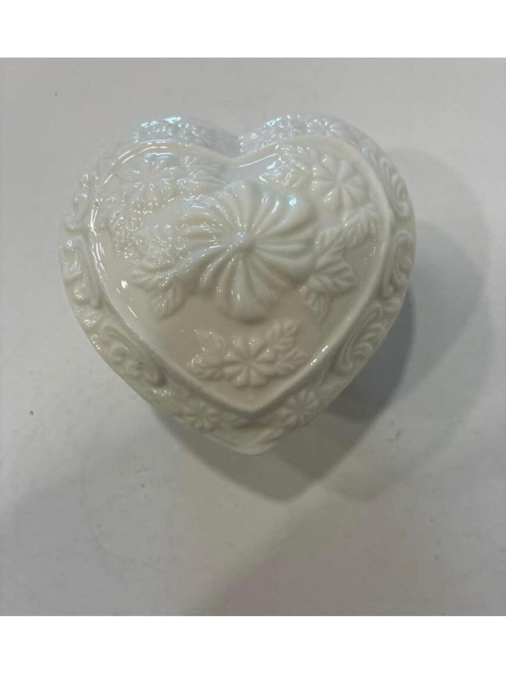 White Heart Shaped Trinket Box Floral Design